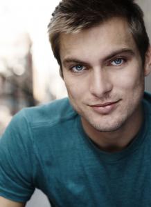 Leicester Landon Headshot